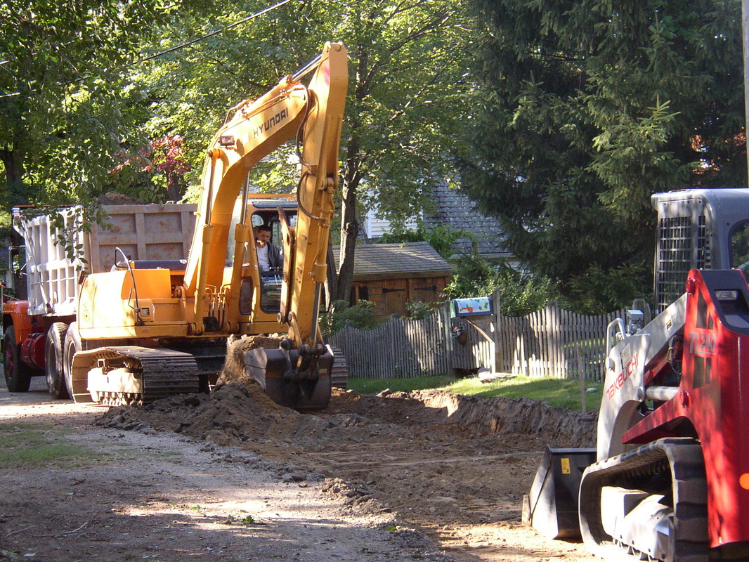 Tim Zanelli Excavating field operation 21